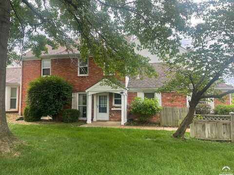 1501 Crossgate Drive, Lawrence, KS 66047