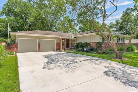 2814 Maine Court, Lawrence, KS 66046