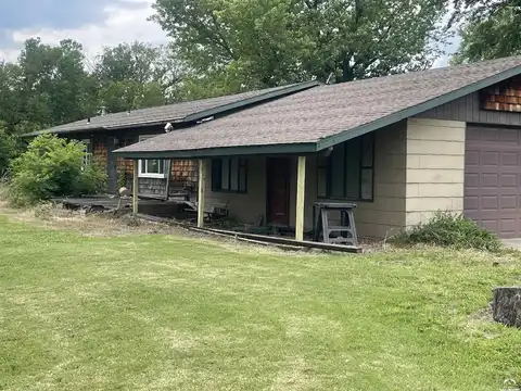 624 N 1190 Road, Lawrence, KS 66047