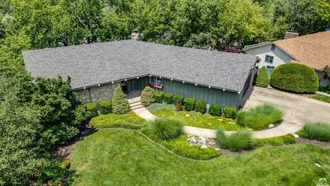 2013 Camelback Drive, Lawrence, KS 66047