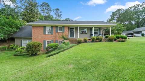 4 Bay Circle, Laurel, MS 39440