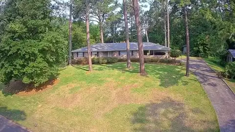 47 Oak Crest Drive, Laurel, MS 39440