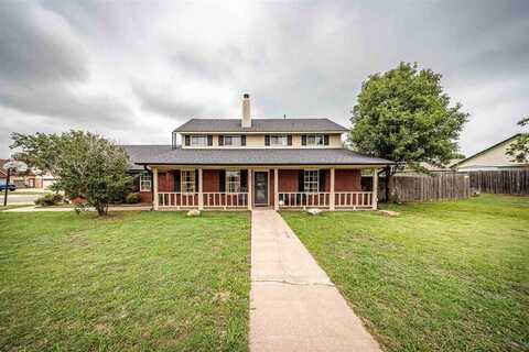 4303 SW Wendy Dr, Lawton, OK 73505