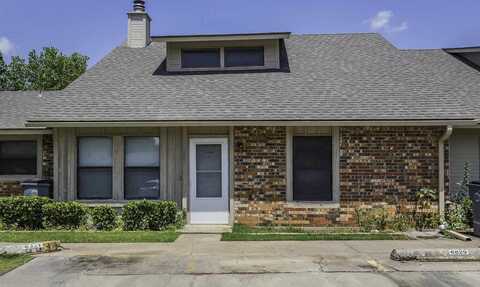 6829 NW Willow Springs, Lawton, OK 73505