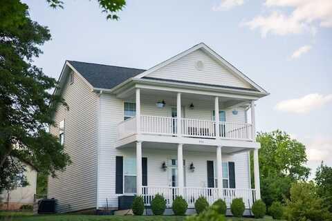 405 Evans Dr, Lexington, VA 24450