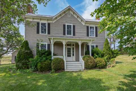 8029 N Lee Highway, Raphine, VA 24472