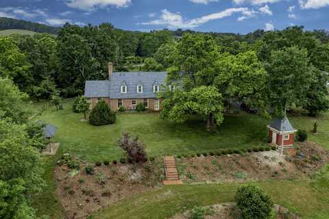 227 Forge Rd, Buena Vista, VA 24416