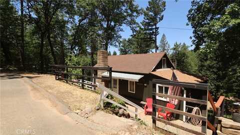 10354 Mulberry St, Loch Lomond, CA 95461