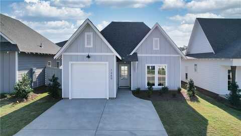 110 HUNTERS WAY, OPELIKA, AL 36801