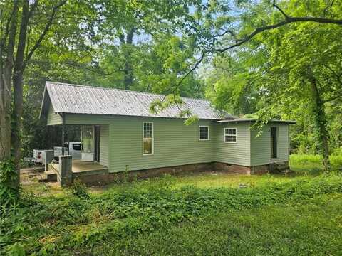 204 S 1ST PLACE, OPELIKA, AL 36801