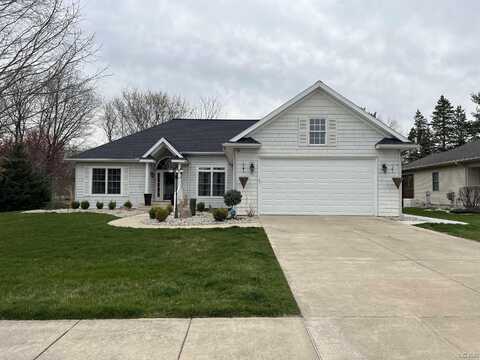 148 Nicole, Brooklyn, MI 49230