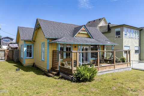 335 NW High Street, Newport, OR 97365