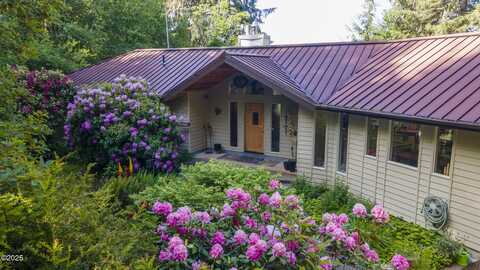 1389 NE Old River, Siletz, OR 97380
