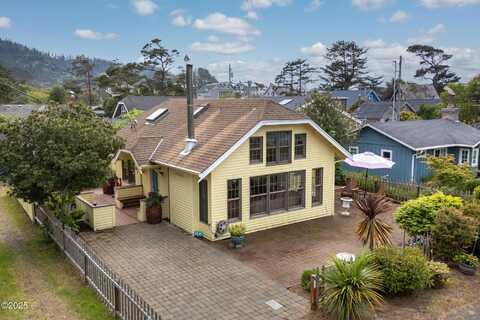 4445 Independence, Neskowin, OR 97149