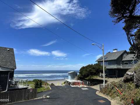 3700 Blk SW Anchor Ct, Lincoln City, OR 97367