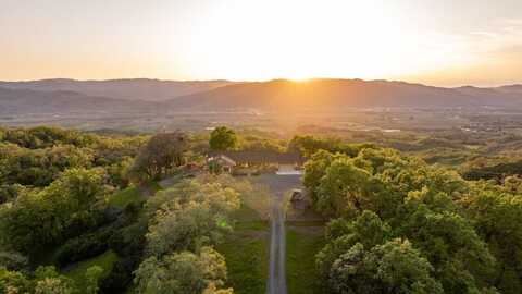 2389 Twining Road, Ukiah, CA 95482