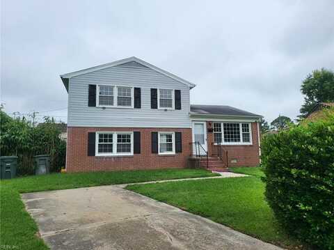 703 S Fallon CT, Hampton, VA 23661