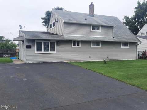 7 WILDFLOWER RD, LEVITTOWN, PA 19057