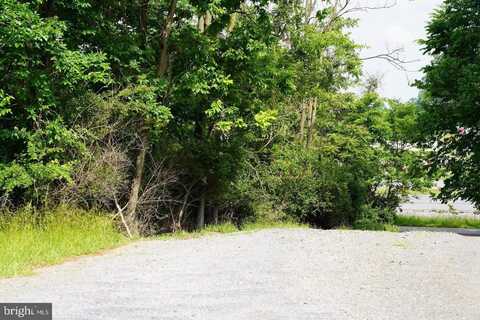 HAROLD DR, MARTINSBURG, WV 25403