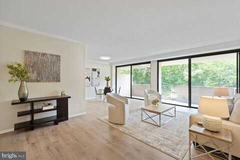 4141 N HENDERSON RD #213, ARLINGTON, VA 22203