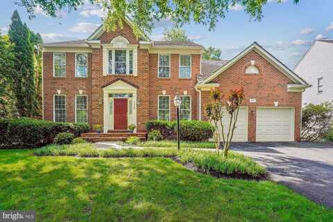1326 MOORE PL SW, LEESBURG, VA 20175