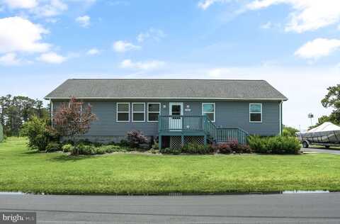 7466 BEEBE RD, CHINCOTEAGUE ISLAND, VA 23336
