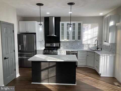 9831 ENDORA CT, OWINGS MILLS, MD 21117