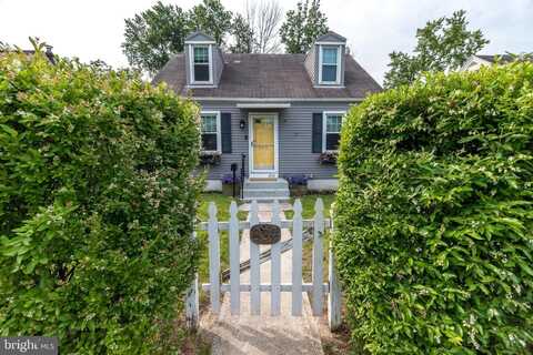 832 N WARREN ST, POTTSTOWN, PA 19464