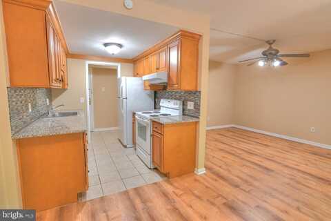 11629 STONEVIEW SQ #1B, RESTON, VA 20191