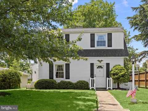 1229 7 OAKS RD, HALETHORPE, MD 21227
