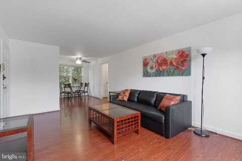 211 E GLEBE RD #C, ALEXANDRIA, VA 22305