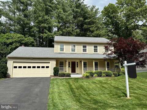 5900 BURNSIDE LANDING DR, BURKE, VA 22015
