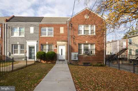 1722 T ST SE, WASHINGTON, DC 20020
