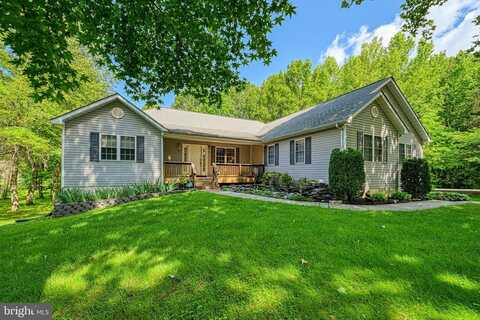 2406 VALENTINE DR, BUMPASS, VA 23024