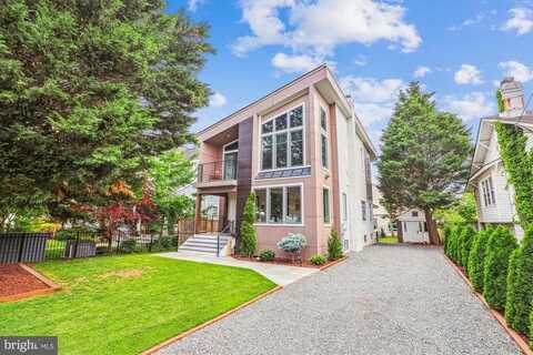 2820 1ST RD N, ARLINGTON, VA 22201