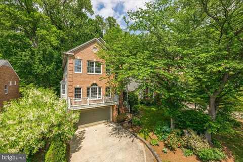 6732 BARON RD, MCLEAN, VA 22101