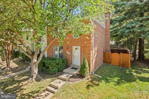 10317 GRANITE CREEK LN, OAKTON, VA 22124