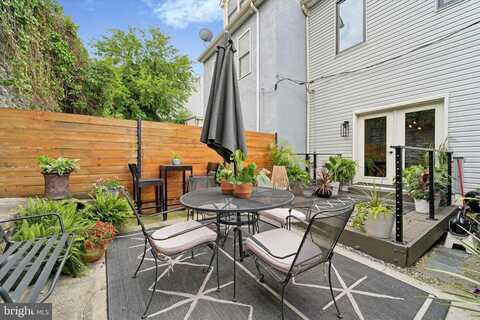 3925 DEXTER ST, PHILADELPHIA, PA 19128