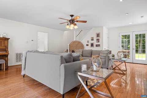 366 SAINT IVY AVE, Troy, VA 22974