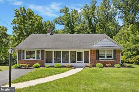 39 STONEY RUN RD, WILMINGTON, DE 19809