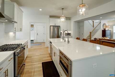 3439 ROWCROSS ST, Crozet, VA 22932