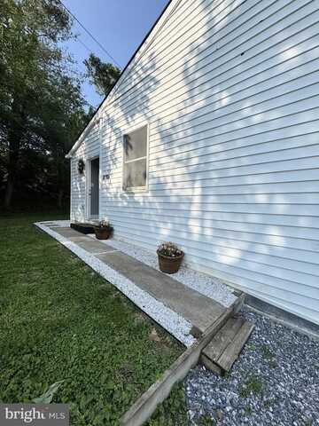 8110 OLD KILN RD #B, THURMONT, MD 21788
