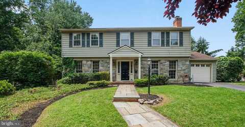 18 HAWTHORN CT, ROCKVILLE, MD 20850