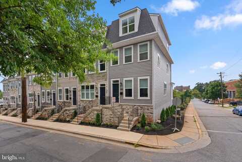 4401 OGLETHORPE ST, HYATTSVILLE, MD 20781