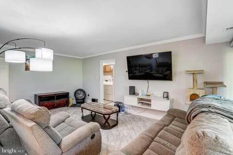 9730 KINGSBRIDGE DR #002, FAIRFAX, VA 22031