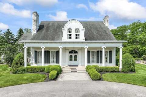 7182 Hunt Club Drive, Zionsville, IN 46077