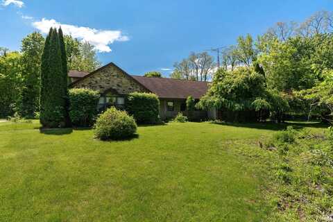 6767 W Gas Line Road, Mulberry, IN 46058