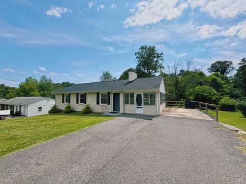 202 Bryant Road, Lynchburg, VA 24502