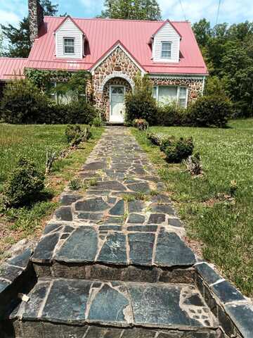 185 Callaway Drive, Fieldale, VA 24089