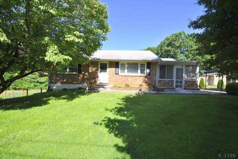 112 Half Moon Lane, Rustburg, VA 24588